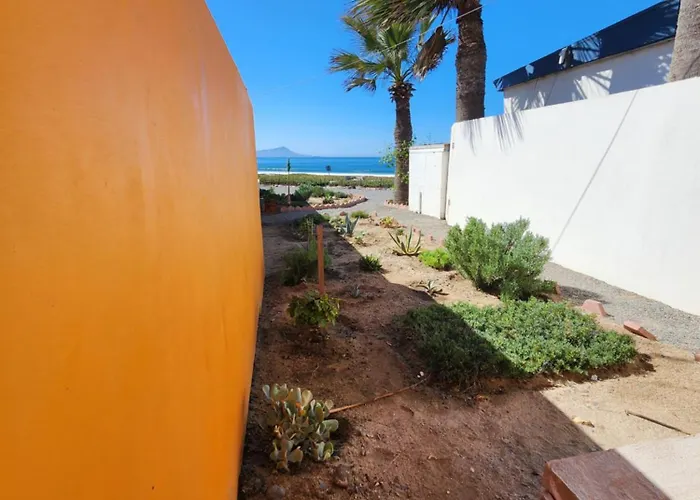 Casa Lucia - Beachfront House
